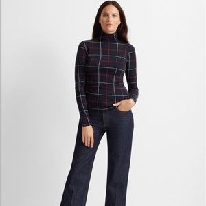 Julie Turtleneck Club Monaco